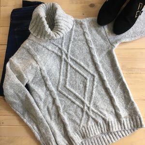 Micheal Micheal Kors Turtleneck Gray Sweater